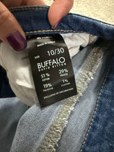 Load image into Gallery viewer, Buffalo Light denim ripped Women's 10
