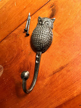Load image into Gallery viewer, Owl hook Oil rubbed bronze
