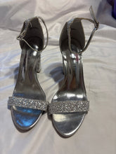 Load image into Gallery viewer, Madden Girl Silver chunky heels only worn once on carpet 9 (Adult)
