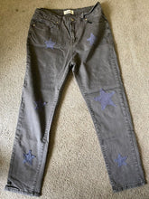 Load image into Gallery viewer, Listicle black jeans navy stars sewn on Zipper/button closure pockets Women's - L
