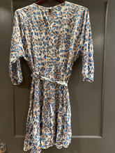 Load image into Gallery viewer, Angashion dress BNWT size small 3/4 length sleeve, tie waist blue leopard print Women's 6
