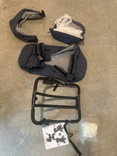 Load image into Gallery viewer, Venice-Child Kangaroo 2 in 1 carsear Like new! reversible seat &amp; bassinet + universal car seat adapter Stroller
