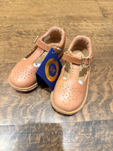 Load image into Gallery viewer, NWT Stride Rite Heritage Collection Nell brown Mary Janes, new w/ tag, leather lined, retails $59.99 9 (Lil' Kid)
