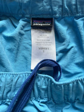 Load image into Gallery viewer, Patagonia Blue drawstring shorts with pockets Women's - S
