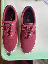 Load image into Gallery viewer, Sperry canvas boat shoes, brick red/maroon color Size 11, EUC, SMR into Fall 11 (Adult)
