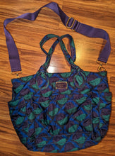 Load image into Gallery viewer, Marc by Marc Jacobs Pretty Nylon Etta Print Tote NWOT Medium Tote in Jungle Green Multi, diaper bag, work bag
