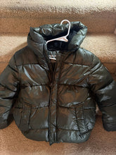 Load image into Gallery viewer, Michael Kors Coat 14

