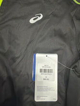Load image into Gallery viewer, Aasics NWT pullover Men's - M
