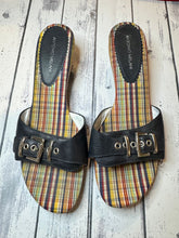 Load image into Gallery viewer, Antonio Melanio, 9.5, navy kitten heel  9-1/2 (Adult)
