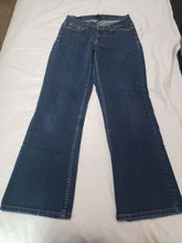 Load image into Gallery viewer, Levi's 10M W30/L32 blue jeans 529 curvy bootcut jeans Women's 10
