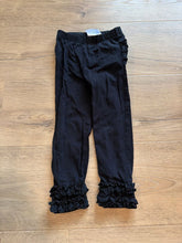 Load image into Gallery viewer, Ruffle Butts 3T leggings Worn one time, black 3T
