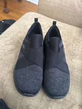 Load image into Gallery viewer, Sketchers Foam black Skech-Air 7-1/2 (Adult)
