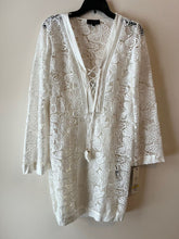 Load image into Gallery viewer, Hale Bob, Size XS, white, butterfly lace dress Hale Bob butterfly lace white dress, spaghetti strap slip, NWT Women's - XS

