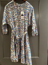 Load image into Gallery viewer, Angashion dress BNWT size small 3/4 length sleeve, tie waist blue leopard print Women's 6
