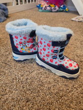 Load image into Gallery viewer, Bluey Winter boots 9 (Lil' Kid)
