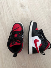Load image into Gallery viewer, jordan good used condition 6 (Toddler)

