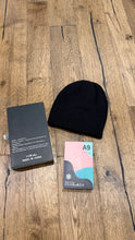 Load image into Gallery viewer, BNWT Hat with Bluetooth &amp; hand warmer BNWT Hat with Bluetooth &amp; hand warmer Hat
