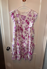 Load image into Gallery viewer, TCEC, Size M, Pink and White Floral Dress NWT Women's - M
