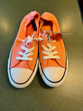 Load image into Gallery viewer, Converse Chuck Taylor All Star Size 8 1/2 NWT Color is Sunblush. Brand new, super cute coral color 8-1/2 (Adult)
