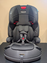 Load image into Gallery viewer, Graco Tranzitions 3 in 1 harness car seat Mfg 11/2020 Converts to highback and booster Car Seat
