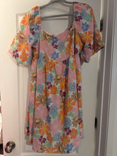 Load image into Gallery viewer, Unknown Floral dress new with tags Women's - L
