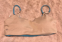 Load image into Gallery viewer, Bleuet reversible petal padded bra like new  12
