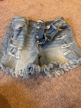 Load image into Gallery viewer, Cello Xl cello Jean shorts with hidden buttons Women's - XL
