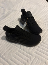Load image into Gallery viewer, Adidas Black Kaptir Shoe / NWT 7 (Big Kid)
