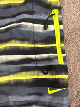 Load image into Gallery viewer, Nike Nike swim trunks Men's - L
