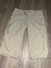 Load image into Gallery viewer, Columbia Khaki Omni shade Capri gently used Women's 12
