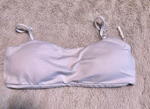 Load image into Gallery viewer, Bleuet reversible petal padded bra like new  12
