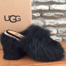 Load image into Gallery viewer, UGG Women's Size 5 NWT Black Sheepskin Fur Mules Cute, fun, winter mules! NWT! $160 msrp 5 (Adult)
