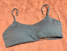 Load image into Gallery viewer, Bleuet reversible petal padded bra like new  12
