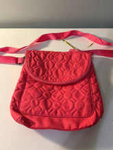 Load image into Gallery viewer, 31 Vary You purse pink quilted EUC See pic 2 for ways to transform 12 in tall and wide 4 in deep Purse
