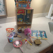 Load image into Gallery viewer, Disney Melissa&amp;doug dole whip maker &amp; random Different disney sets along with dole whip set Educational
