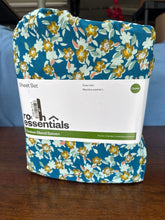 Load image into Gallery viewer, New Room Essentials Queen Blue Floral Sheet Set NWT Bedding Queen
