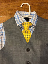 Load image into Gallery viewer, Nautica suit set 4 pieces  3T
