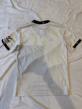 Load image into Gallery viewer, Manchester United Soccer Jersey Size Y 11-12 12
