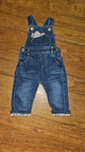 Load image into Gallery viewer, Uky baby Jean over all with some flowers size 6-9m 6 Months
