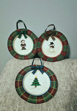 Load image into Gallery viewer, New Creative 3 piece hanging ceramic Christmas Plate Set
