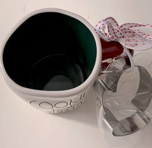 Load image into Gallery viewer, Rae Dunn Mug NWT Cookies For Santa w/ mitten cookie cutter
