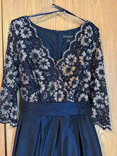 Load image into Gallery viewer, Jessica Howard Navy and gold formal dress, EUC Women's - XXXL
