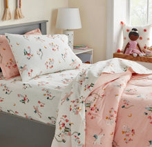 Load image into Gallery viewer, New Full Pillowfort Floral Sheet Set NWT, Full Size Full

