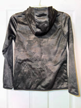 Load image into Gallery viewer, Under Armour Boys black and grey Under Armour hoodie, size youth XL 16
