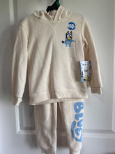 Load image into Gallery viewer, NWT Walmart Bluey sweat pant and hoodie 5T
