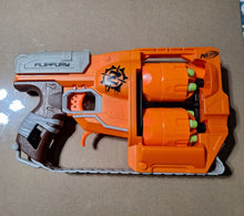 Load image into Gallery viewer, NERF Zombie Strike FlipFury w/12 Bullets EUC Outdoor
