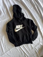 Load image into Gallery viewer, Nike Black hoodie size 5T 5T
