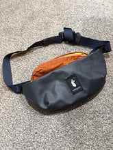Load image into Gallery viewer, Cotopaxi large crossbody Fanny pack day home bag
