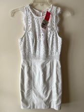 Load image into Gallery viewer, Lilly Pulitzer Size 00 White Lace Dress NWT Lilly Pulitzer Size 00 White Lace Dress NWT Women's XXS (00-0)
