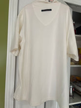 Load image into Gallery viewer, Ariat Horseback riding shirt Women's - L
